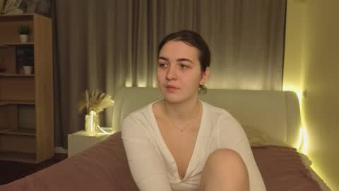 Roxi online show from March 18, 7:31 pm