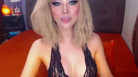 MS. AMALIA online show from June 20, 9:15 am