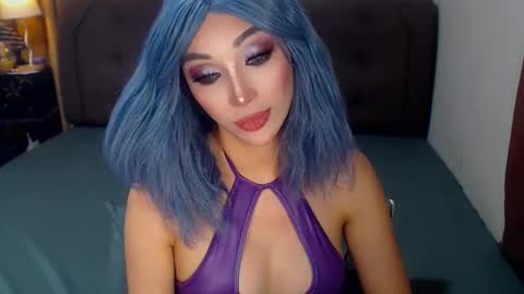 MS. AMALIA online show from September 9, 1:33 pm