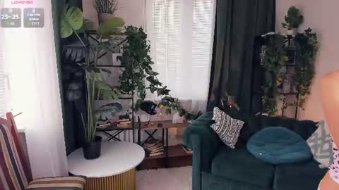 Alice WOW online show from August 4, 9:49 am