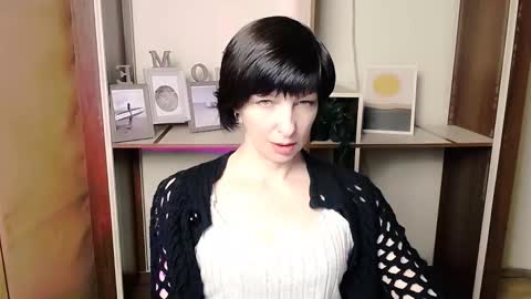 Angelina online show from March 17, 9:25 am