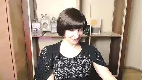 Angelina online show from May 1, 8:30 am