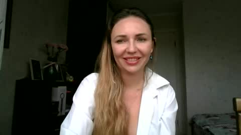 angelinalove28 online show from November 4, 8:04 am