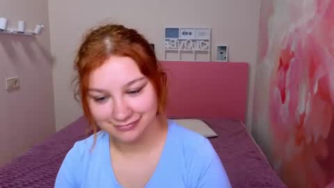 AngelinaLow online show from June 15, 11:24 am