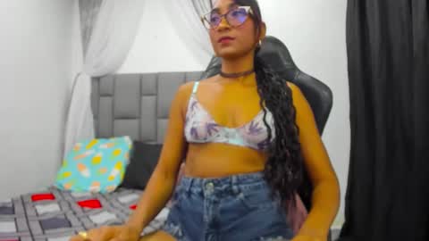AngelinaMurphy online show from April 24, 4:36 am