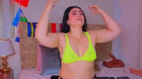 angelinarouse_ online show from July 6, 8:00 pm