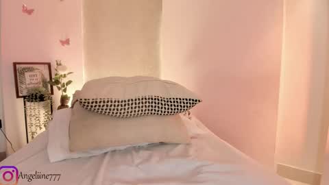 Snapshot of angeline777 chatting on September 20, 1:47 pm Angeline online show from September 20, 1:47 pm