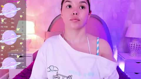angeline online show from July 15, 12:32 pm