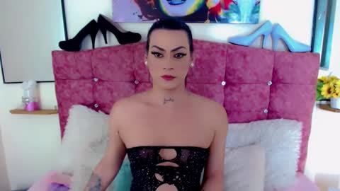 Snapshot of angelispg chatting on October 13, 6:04 am Angelis online show from October 13, 6:04 am
