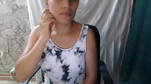 angela online show from November 24, 1:59 am