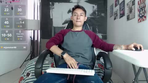 Angel online show from November 17, 7:27 pm