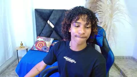 Angel online show from March 9, 9:08 pm