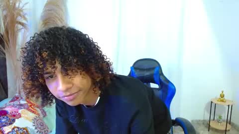 Angel online show from May 2, 8:47 pm