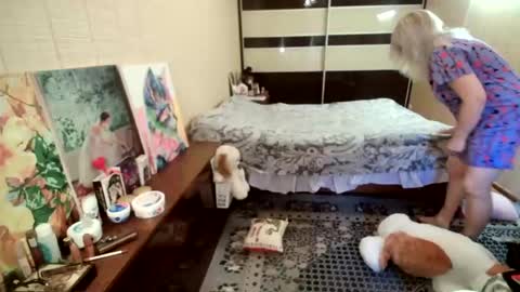 angelleah online show from July 14, 4:39 am