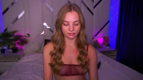 angelleyess online show from October 21, 10:02 pm