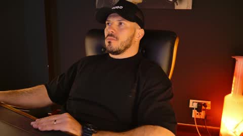 BlackWolf online show from April 30, 11:26 am