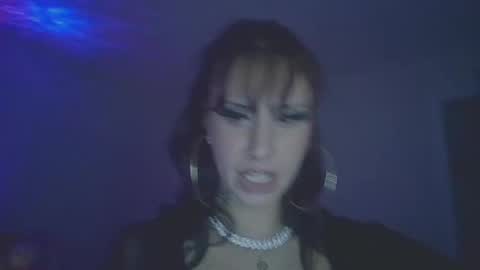 Snapshot of angelofdesire9 chatting on October 22, 9:45 am Angel online show from October 22, 9:45 am