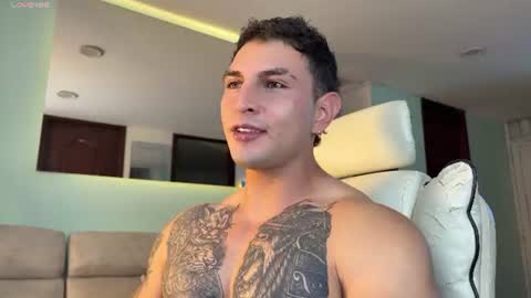 Angelo Ferro online show from June 30, 6:02 am