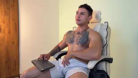 Angelo Ferro online show from July 28, 2:53 am