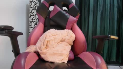 ivanna online show from September 19, 5:33 am