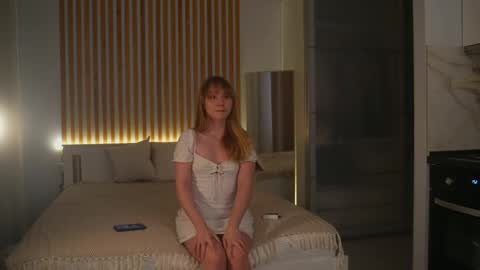 Luna online show from May 17, 1:53 pm