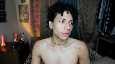 angelwhitte online show from June 15, 6:38 am