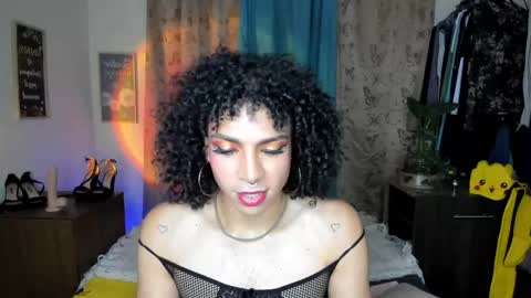 angelwhitte online show from April 29, 2:38 am