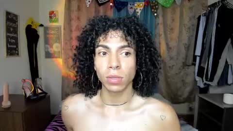 angelwhitte online show from July 16, 12:58 am