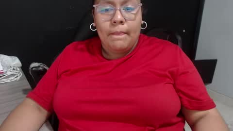 Snapshot of angy_ro12 chatting on March 2, 4:39 am angy online show from March 2, 4:39 am