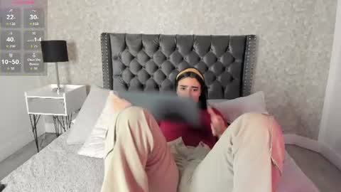 anika_h online show from July 9, 12:09 pm