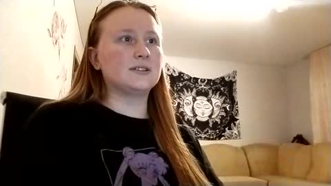 Anika online show from November 12, 9:39 pm