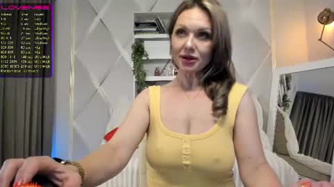 Anita online show from July 1, 9:12 pm