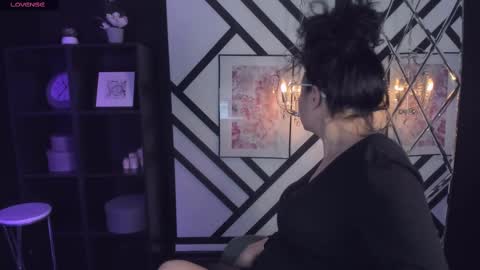 Snapshot of anita_muse chatting on March 6, 2:30 am Anita online show from March 6, 2:30 am