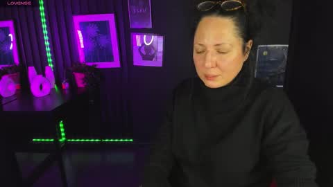 Snapshot of anita_muse chatting on March 3, 4:58 am Anita online show from March 3, 4:58 am