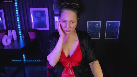 Snapshot of anita_muse chatting on February 21, 3:23 am Anita online show from February 21, 3:23 am