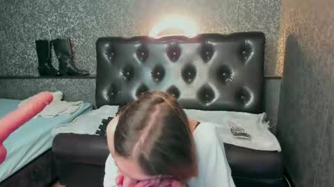 Angel online show from July 16, 6:22 pm