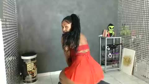 Hello My name is NaiaraPv is OPEN online show from July 27, 5:21 pm