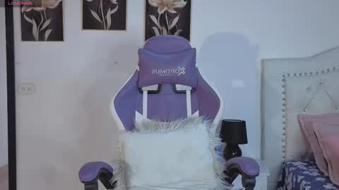 Ana  online show from November 5, 9:28 pm