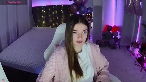 ann_woood online show from March 6, 8:13 am