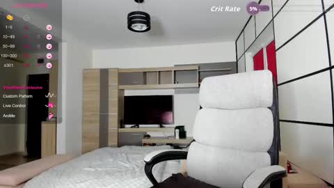 Anna online show from December 1, 7:01 pm