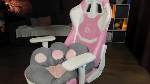 Snapshot of anna_belle3 chatting on October 19, 6:18 am AnnaThe next stream is tomorrow online show from October 19, 6:18 am