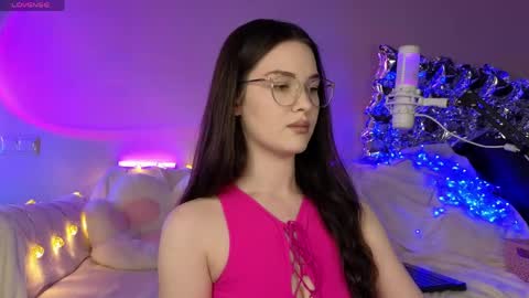 AnnaAoki online show from April 25, 8:05 am