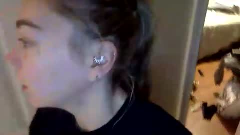 annabellemonroe69 online show from December 2, 1:20 pm