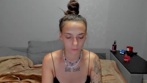 annabishop online show from November 28, 1:13 am