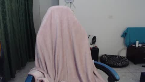 Anna online show from August 1, 11:28 pm