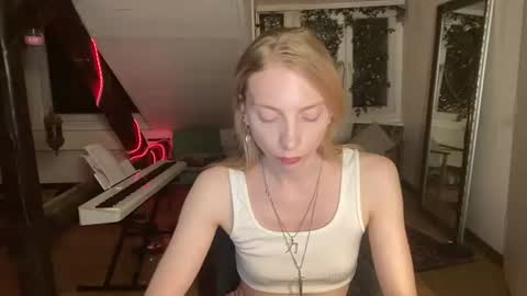 Anna Darko online show from July 13, 10:02 pm