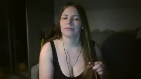 annadiamond1 online show from February 18, 8:36 pm