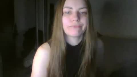 annadiamond1 online show from April 28, 10:58 pm