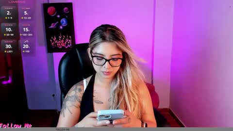 Ana Foxxx online show from May 16, 3:36 am