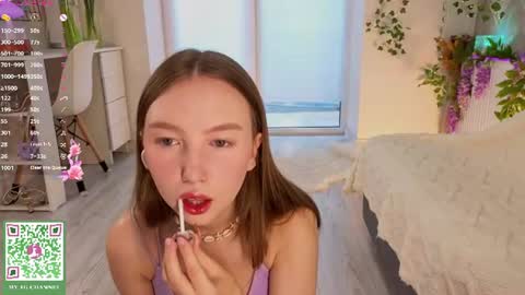 Holly Molly Im Polly online show from July 4, 10:19 am